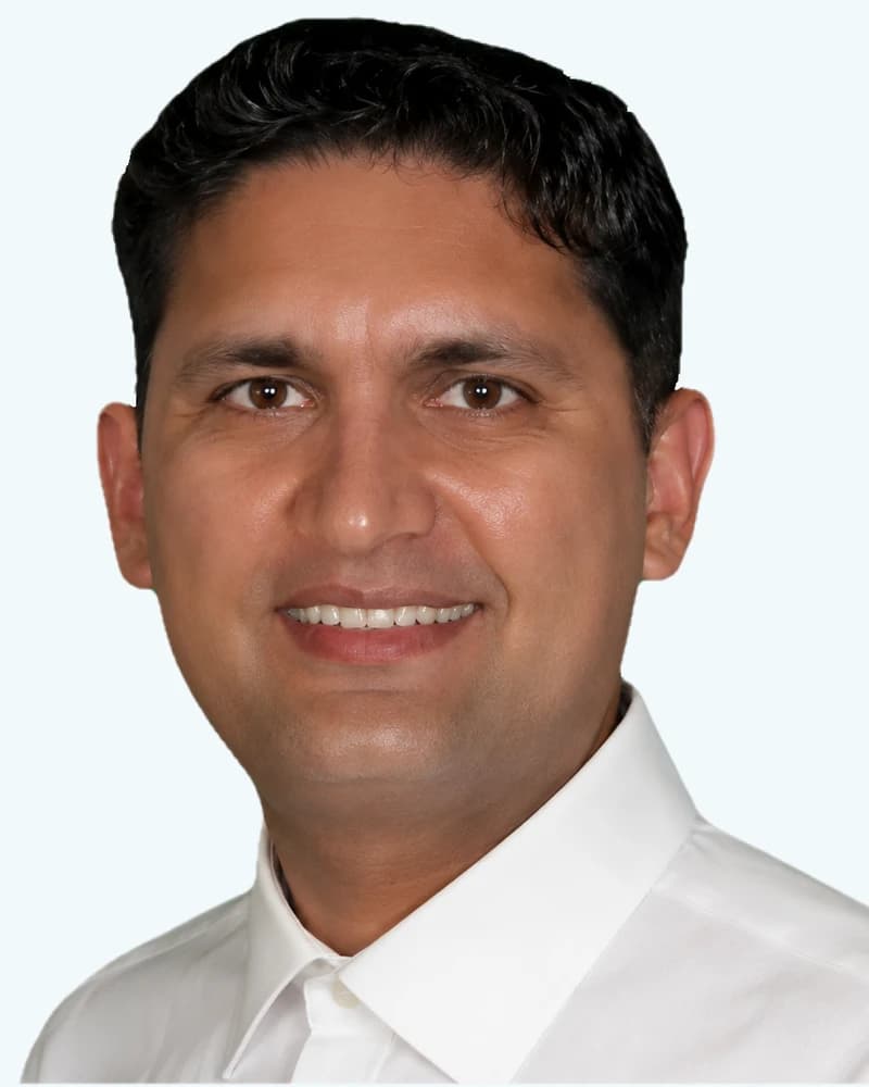Dr. Vikram Blaggana